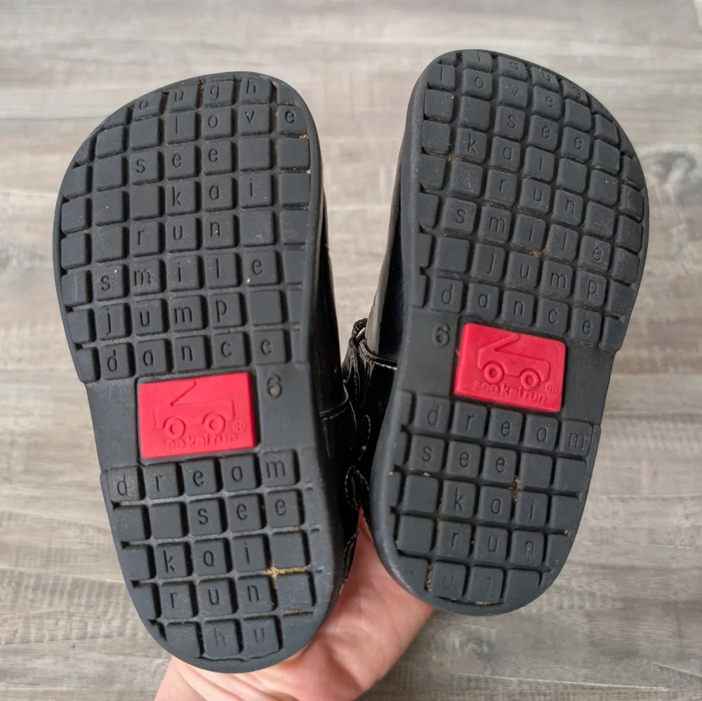 See Kai Run Shiny Black Dress Shoes Toddler Size 6 - Picture 6 of 7